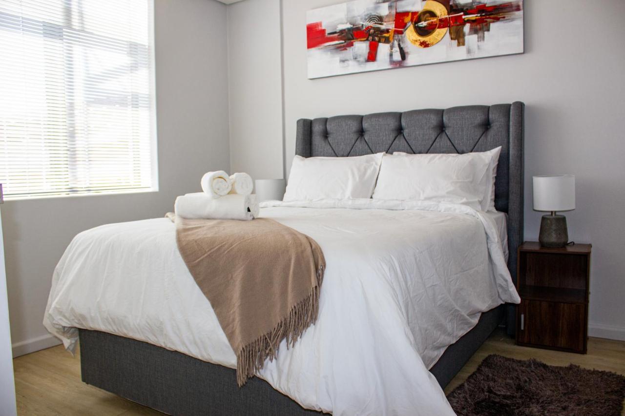 Chic, Central, Family & Group Stay - Stylish 2 Ensuite Bedroom Apartment With Spacious Balcony Cape Town Exterior photo